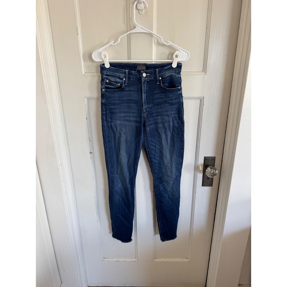 Mother High Waisted Looker Ankle Fray Jean in Tongue & Cheek size 26